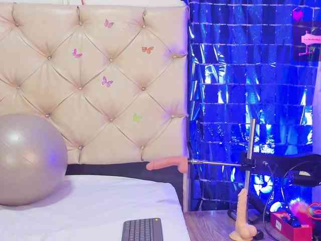 cleopatra-hot webcam