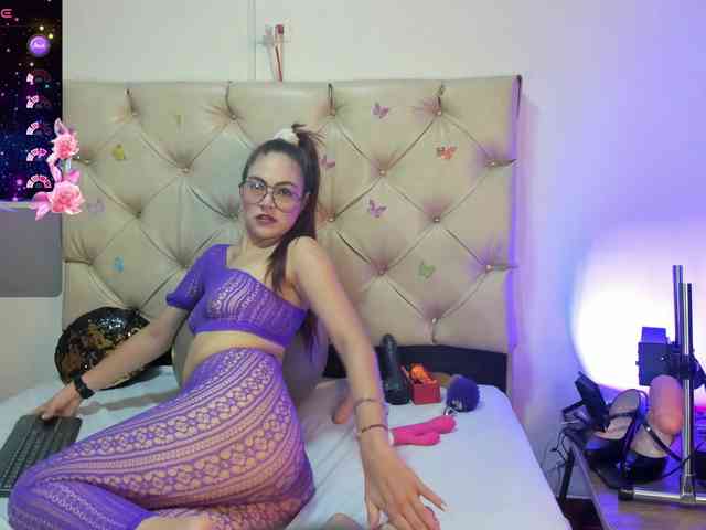 cleopatra-hot