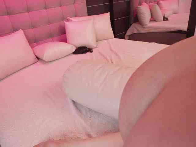 BellaLatina Live Webcam on BongaCams