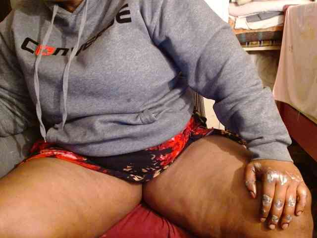 Sexiemama webcam