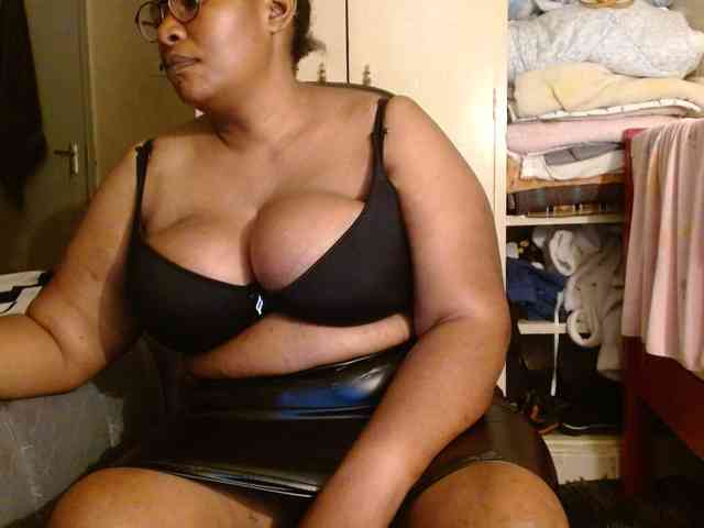 Sexiemama webcam