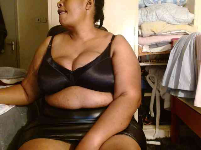 Sexiemama webcam