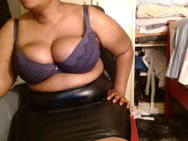 Sexiemama webcam
