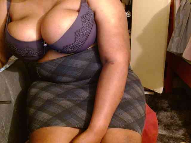 Sexiemama webcam
