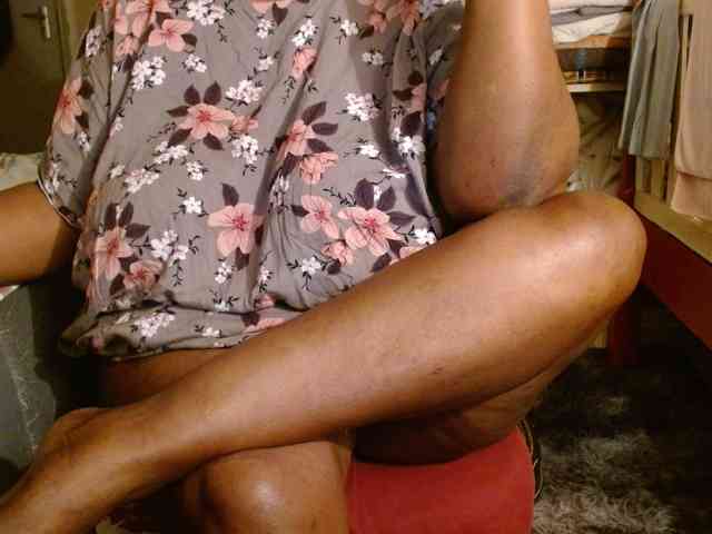 Sexiemama webcam