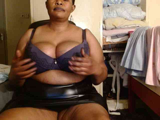Sexiemama webcam