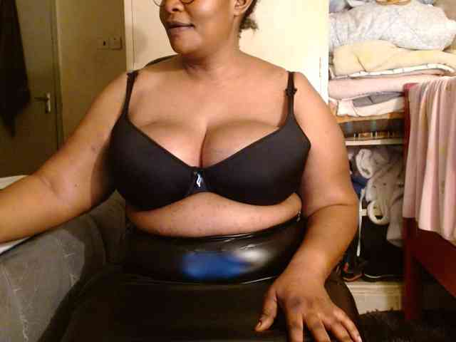 Sexiemama webcam