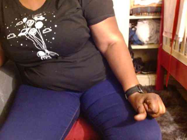 Sexiemama webcam