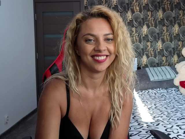 CarlaStaceeFun live webcam show