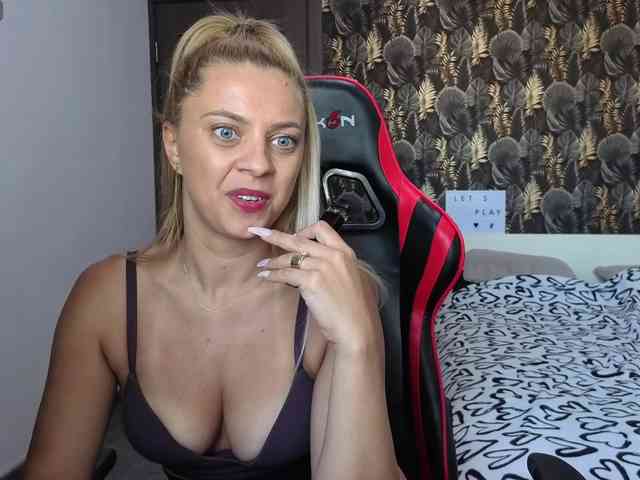 CarlaStaceeFun