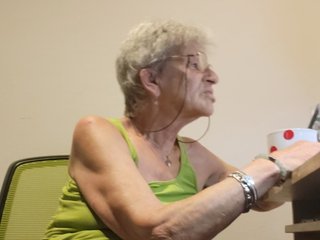 Reife-dame