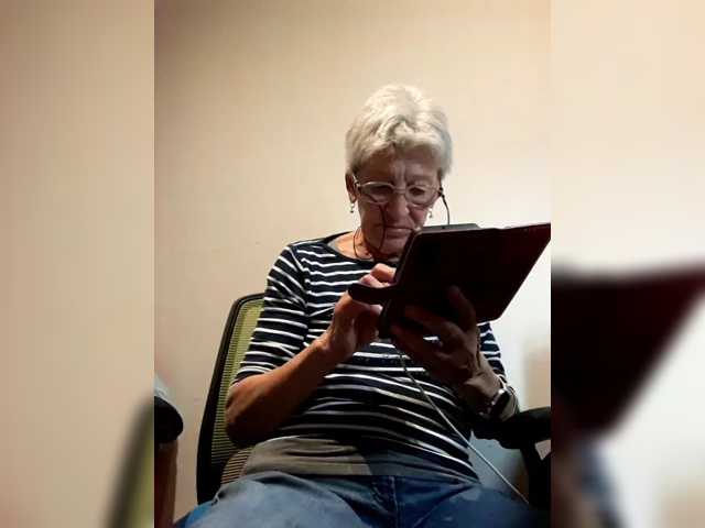 Reife-dame