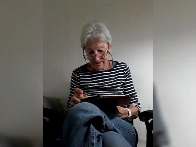 Reife-dame