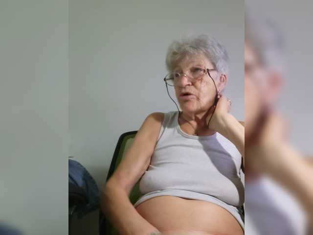 Reife-dame live cam on BongaCams