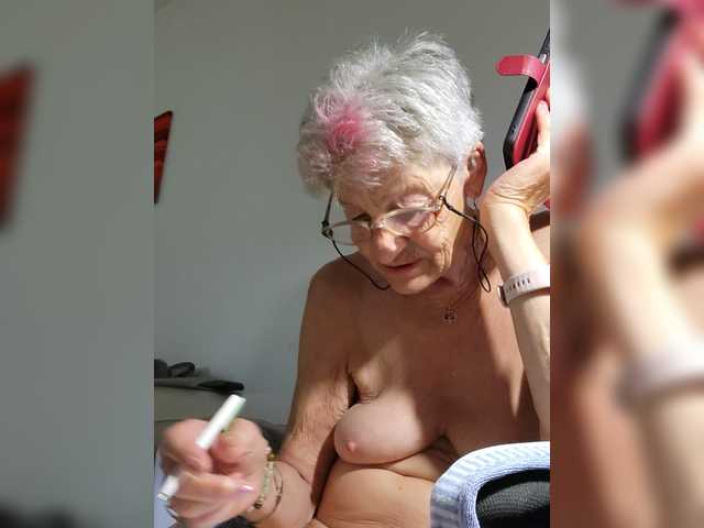 Reife-dame