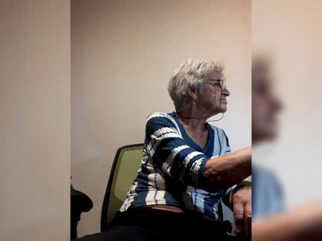 Reife-dame live cam on BongaCams