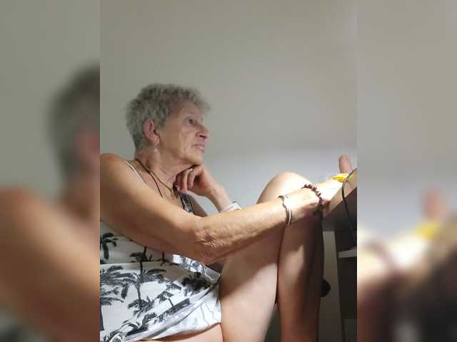 Reife-dame
