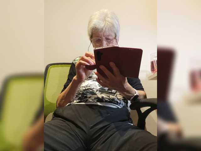 Reife-dame live cam on BongaCams