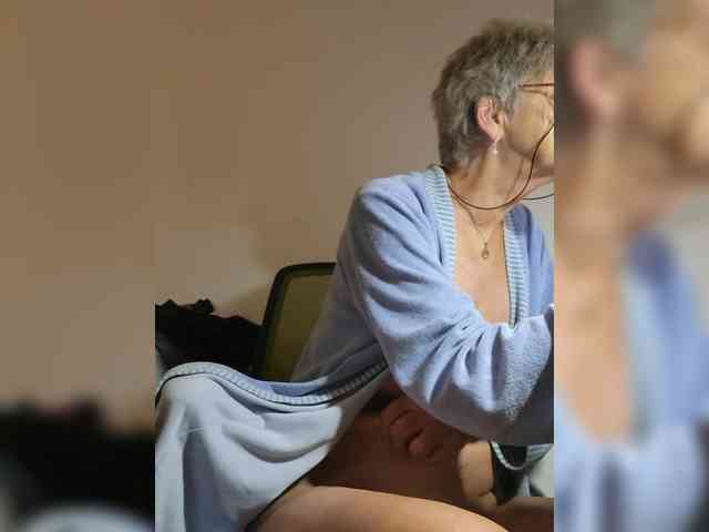 Reife-dame