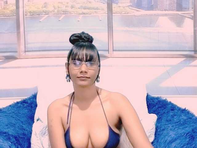 ErroticStarr live cam on BongaCams