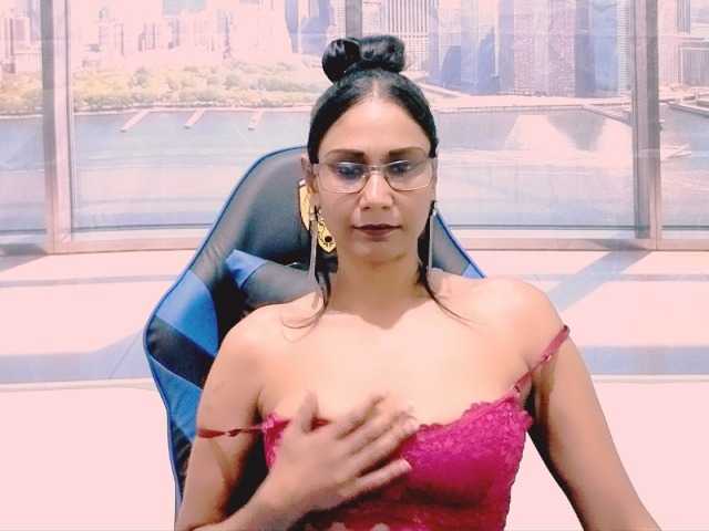 ErroticStarr live cam on BongaCams