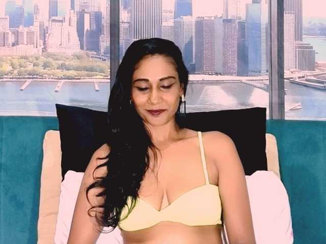 ErroticStarr's BongaCams show and profile