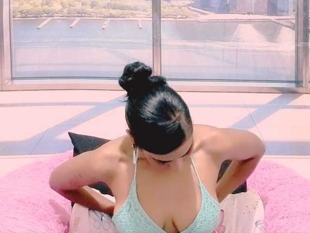 ErroticStarr live cam on BongaCams