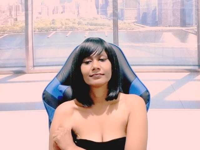 ErroticStarr live cam on BongaCams