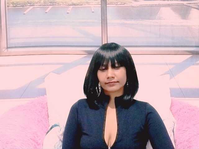 ErroticStarr live cam on BongaCams