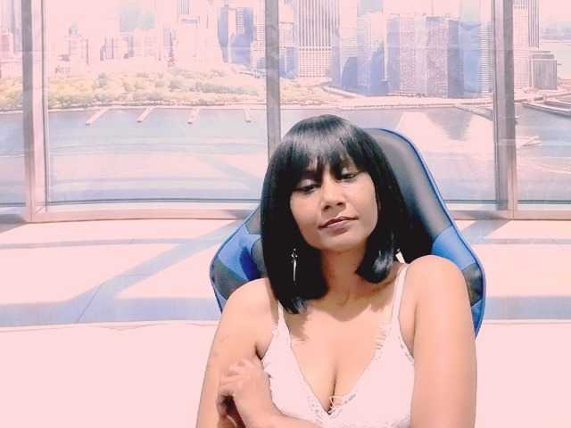 ErroticStarr live cam on BongaCams
