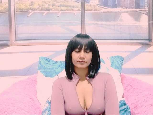 ErroticStarr live cam on BongaCams
