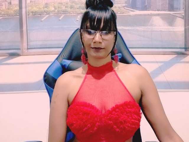 ErroticStarr live cam on BongaCams