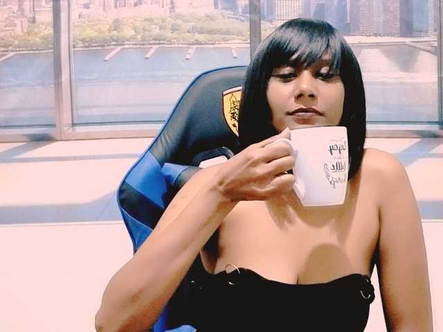 ErroticStarr live cam on BongaCams