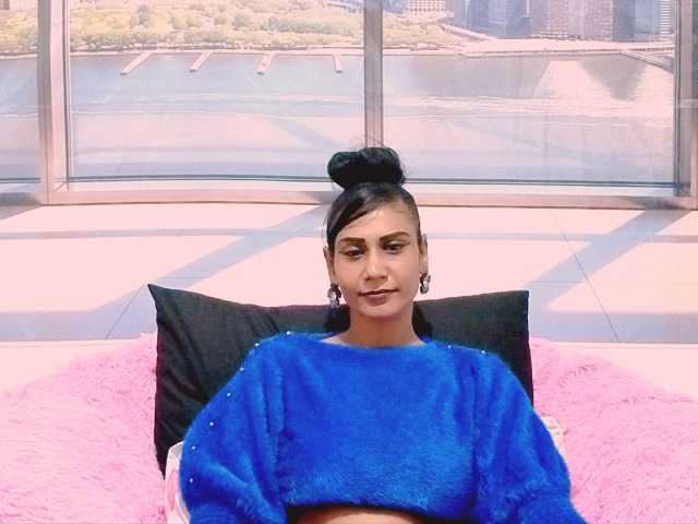 ErroticStarr's BongaCams show and profile