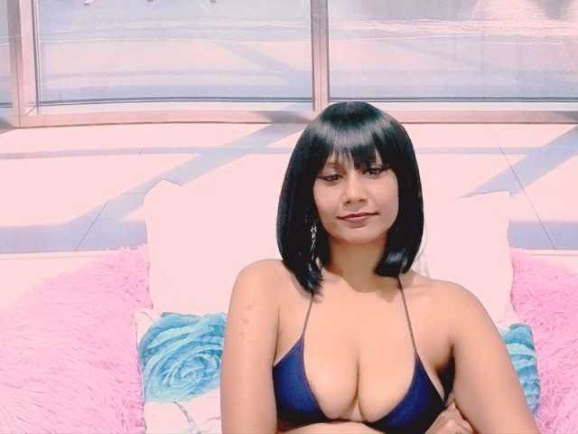 ErroticStarr live cam on BongaCams