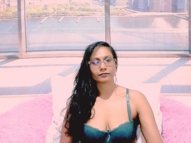 ErroticStarr live cam on BongaCams