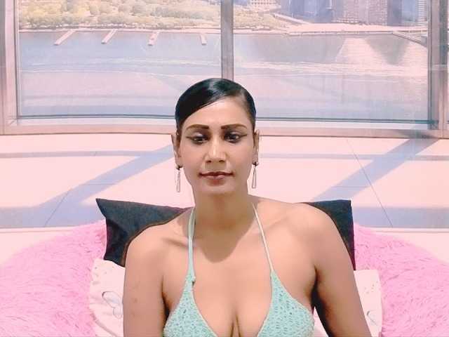 ErroticStarr live cam on BongaCams