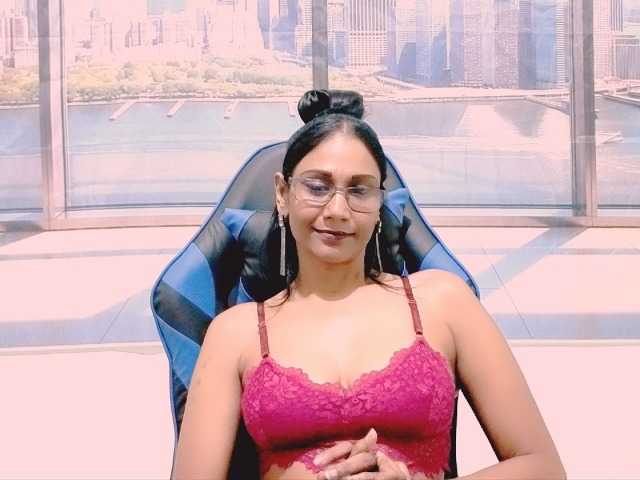 ErroticStarr live cam on BongaCams