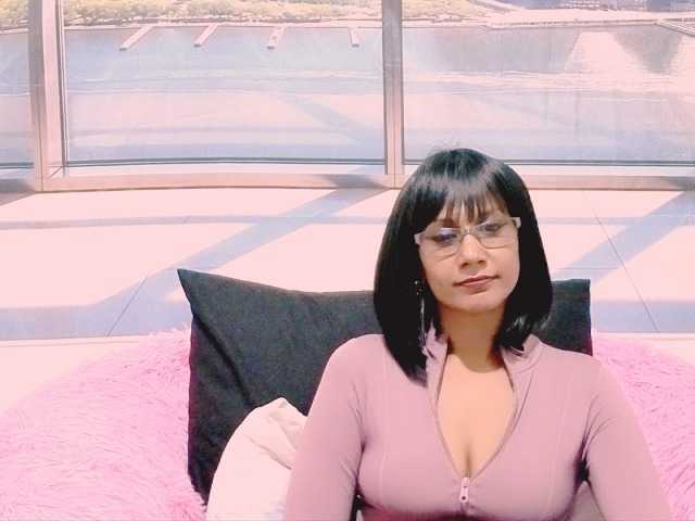 ErroticStarr live cam on BongaCams