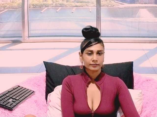 ErroticStarr's BongaCams show and profile