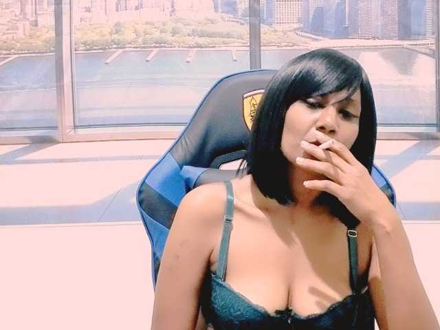 ErroticStarr live cam on BongaCams