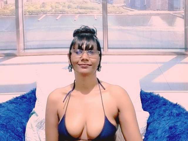 ErroticStarr live cam on BongaCams