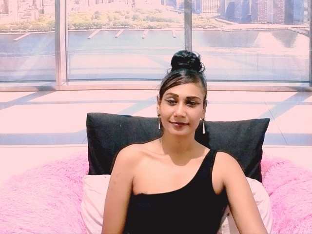 ErroticStarr's BongaCams show and profile