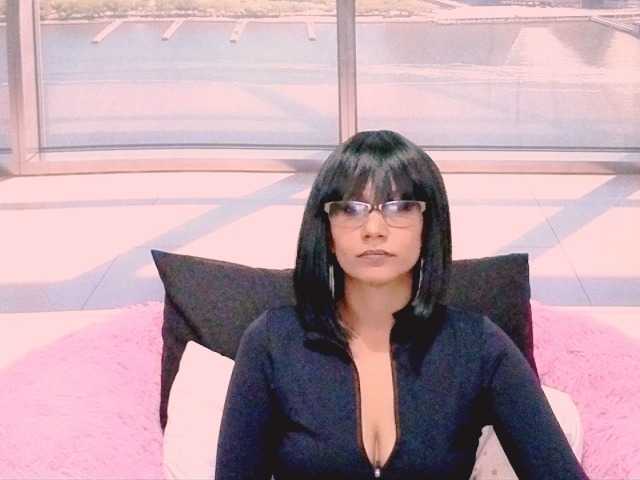 ErroticStarr live cam on BongaCams