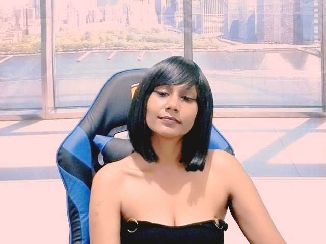 ErroticStarr live cam on BongaCams