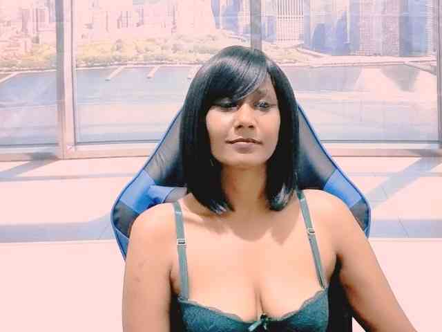 ErroticStarr webcam