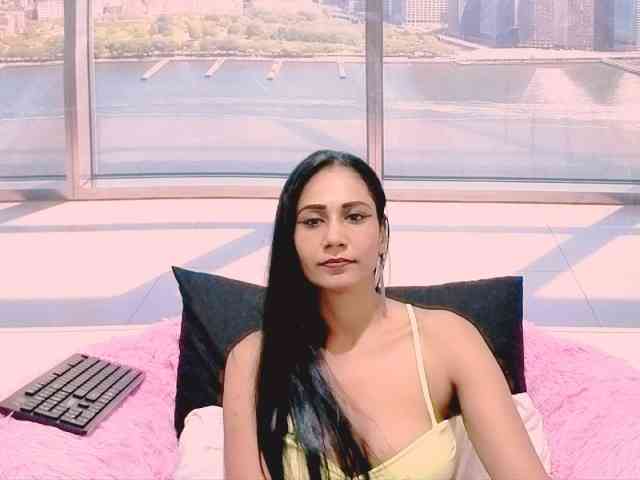 ErroticStarr webcam