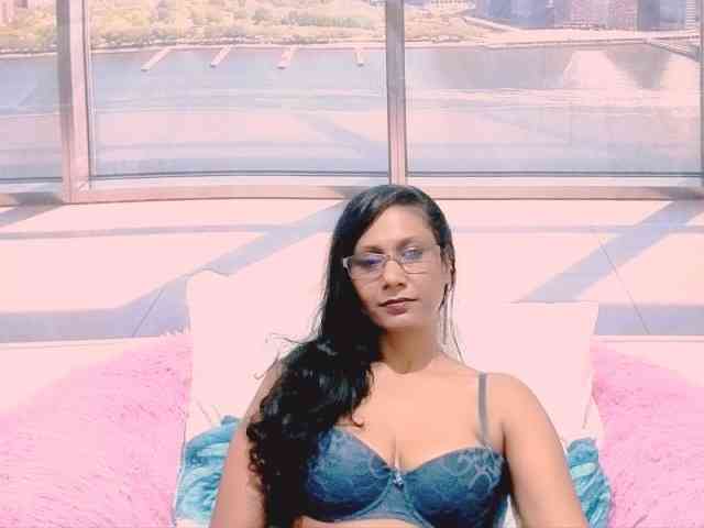 ErroticStarr webcam