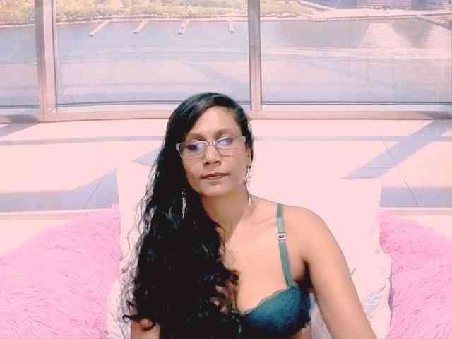 ErroticStarr webcam