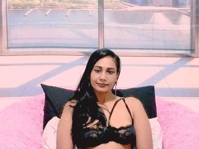 ErroticStarr webcam